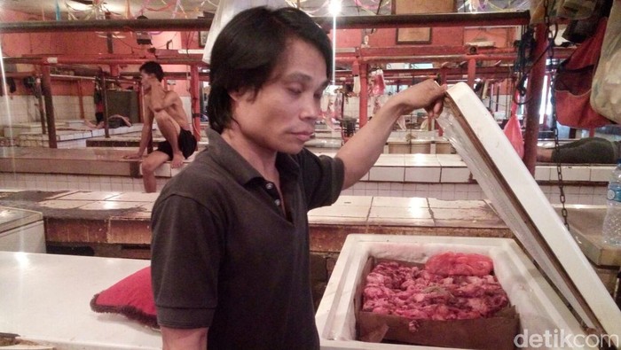 Pedagang: Daging Beku Kalau di Bulan Puasa Kurang Peminat