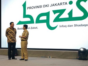Ahok Sedekah Rp 55 Juta ke Bazis DKI, Djarot Rp 25 Juta