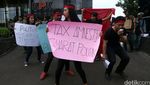 Demo Tolak RUU Pengampunan Pajak di KPK
