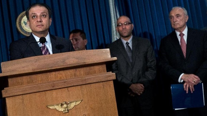 Terima Hadiah Mewah dari Pengusaha, 3 Pejabat Kepolisian New York Ditangkap