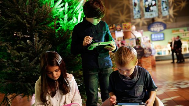 Kacanduan gadget juga menjangkiti anak-anak