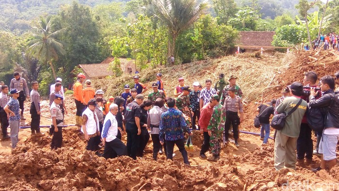 Setelah 7 Hari, Operasi SAR Longsor di Purworejo dan Kebumen Resmi Ditutup