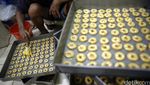 Jelang Lebaran, Kue Kering Laris Manis