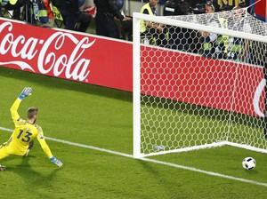 Kritikan Bikin De Gea Lebih Termotivasi Perbaiki Diri