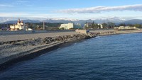Foto: Ingin menikmati santai sore di Sochi, traveler bisa datang ke sekitar Pantai Adler. Di sana traveler bisa menikmati pemandangan indah sekitar pantai serta Laut Hitam (Angga/detikTravel)