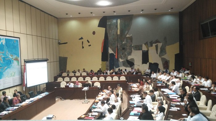 Anggaran Dipotong, Kemendagri Kesulitan Penuhi Target Layanan Masyarakat