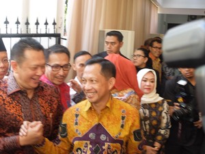 Sambut Komisi III DPR, Komjen Tito Salam Komando dengan Bamsoet