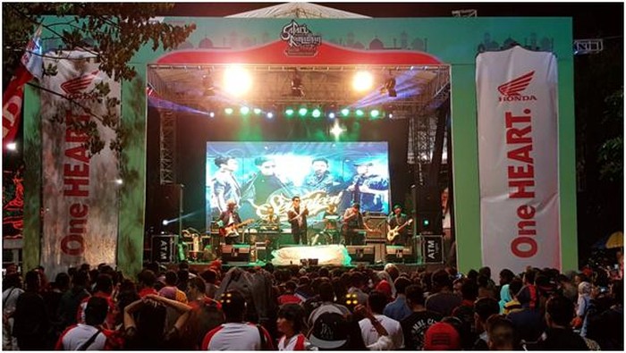 Safari Ramadan  Suguhkan Hiburan Islami untuk Masyarakat Medan dan Semarang