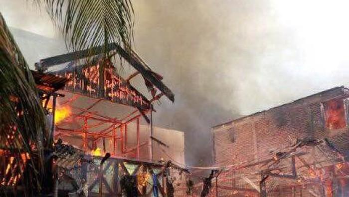 Dinsos Distribusikan Selimut dan Makanan untuk Korban Kebakaran Ancol