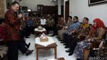 Komisi III DPR Berkunjung ke Kediaman Komjen Tito