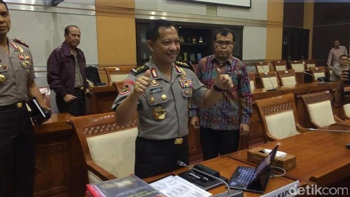 Komisi III Uji Komjen Tito: Strategi Tangkap Santoso Hingga Jaga Kesolidan