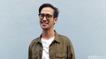 Gaya Kasual Tarra Budiman dengan Parka