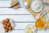 Dalam Pembuatan Kue, Ada Reaksi Kimia yang Disebabkan 4 Bahan Ini
