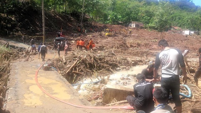 Antisipasi Korban Longsor, Gubernur Jatim Minta Masyarakat Manfaatkan Kentongan