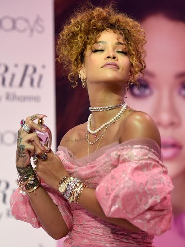 3 Tips Pakai Parfum dengan Tepat dan Tahan Lama