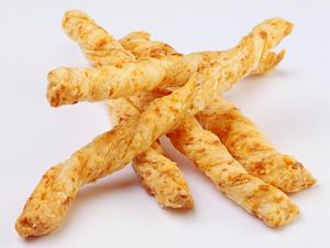 Yuk, Bikin Cheese Straws yang Renyah dari Puff Pastry