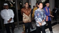 Pertemuan tertutup tersebut berlangsung di Hotel Darmawangsa, Jakarta, Kamis (23/06/2016).