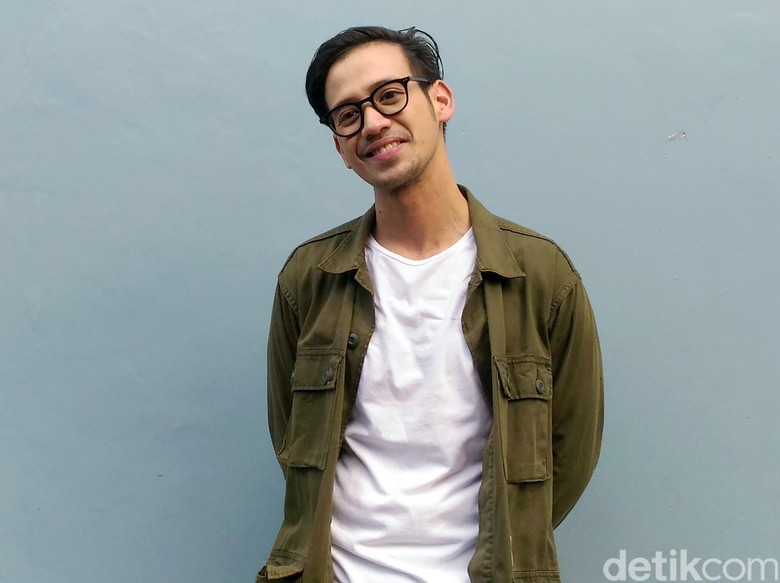 Penjelasan Tarra Budiman Keluar dari Manajemen Mak Vera Penjelasan Tarra Budiman Keluar dari Manajemen Mak Vera