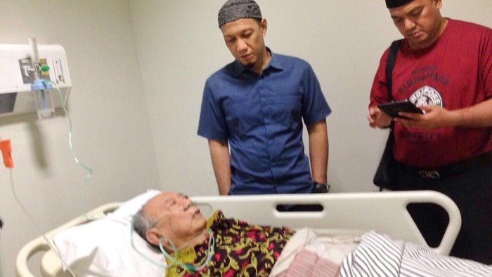 Kisah Gus Solah Batal Umroh karena Sakit dan Rasa Syukur Keluarga