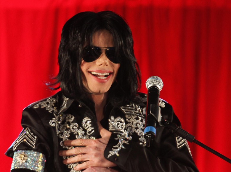 Michael Jackson Musisi yang Sudah Tiada dengan Pendapatan Tertinggi Michael Jackson Musisi yang Sudah Tiada dengan Pendapatan Tertinggi