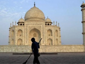 Puasa di India, Suhu 45 Derajat dan Suara Azan yang Tak Selalu Terdengar