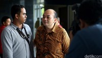 Dalam kasus makelar perkara tersebut, Andri ditangkap KPK lantaran menerima duit dari pihak berperkara yaitu Ichsan Suaidi dan pengacaranya, Awang Lazuardi Embat.