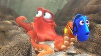 Pada film ini, Dory (Ellen DeGeneres) masih ditemani oleh Nemo (Hayden Rolence) beserta Hank (Ed ONeill) gurita lucu yang selalu curiga. (Dok. Disney Pixar)