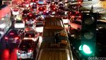 Kemacetan Thamrin Warnai Jam Buka Puasa