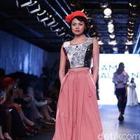 Rama Dauhan Plaza Indonesia Fashion Week 2016 at Plaza Indonesia. Thamrin. Jakarta. [Foto: Mohammad Abduh/Wolipop]