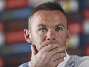 Rooney Akui Abaikan Keputusan Hodgson soal Sepak Pojok di Piala Eropa 2016