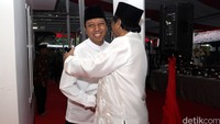 Ketua Umum PPP Romahurmuziy juga terlihat hadir.