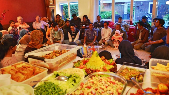 Buka Puasa Bergilir Eratkan Persaudaraan WNI di Bumi Eropa