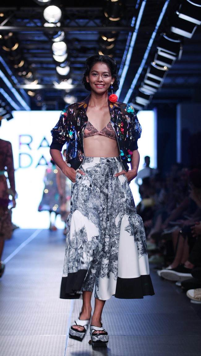 Rama Dauhan Plaza Indonesia Fashion Week 2016 at Plaza Indonesia. Thamrin. Jakarta. [Foto: Mohammad Abduh/Wolipop]