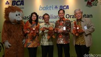 Hal itu ditunjukkan melalui bantuan yang diberikan kepada BOS Foundation untuk kegiatan pelepasliaran orangutan dari Pusat Reintroduksi Orangutan Samboja Lestari ke Hutan Kehje Sewen, Kalimantan Timur.