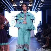 Rama Dauhan Plaza Indonesia Fashion Week 2016 at Plaza Indonesia. Thamrin. Jakarta. [Foto: Mohammad Abduh/Wolipop]