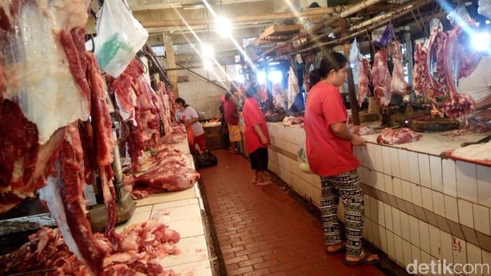Harga Daging Mahal, Darmin: Pasar Kita Pakai Gaya Preman