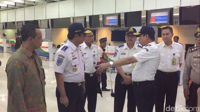 Keliling Terminal 1 Bandara Soekarno-Hatta, Jonan: Pelayanannya Makin Baik