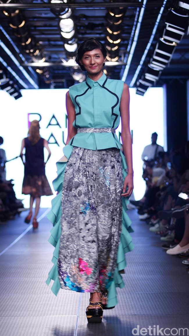 Rama Dauhan Plaza Indonesia Fashion Week 2016 at Plaza Indonesia. Thamrin. Jakarta. [Foto: Mohammad Abduh/Wolipop]