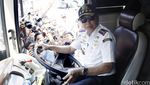 Jonan Cek Kelayakan Bus di Terminal Kp Rambutan