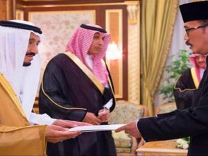 Dubes Agus Maftuh Serahkan Surat Kepercayaan kepada Raja Saudi