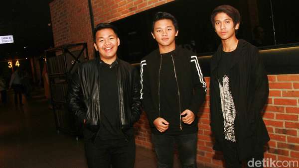CJR Kini Sudah Abege CJR Kini Sudah Abege