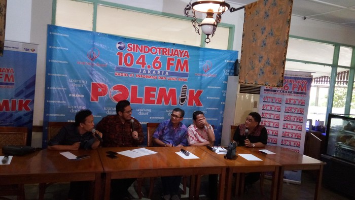 Debat Politikus PDIP Vs Batman Soal Pencalonan Ahok