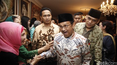 10 Foto Terpopuler: Luna Maya, Raline Shah hingga Rudy Habibie