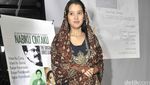 Marcella Zalianty Berkerudung Batik