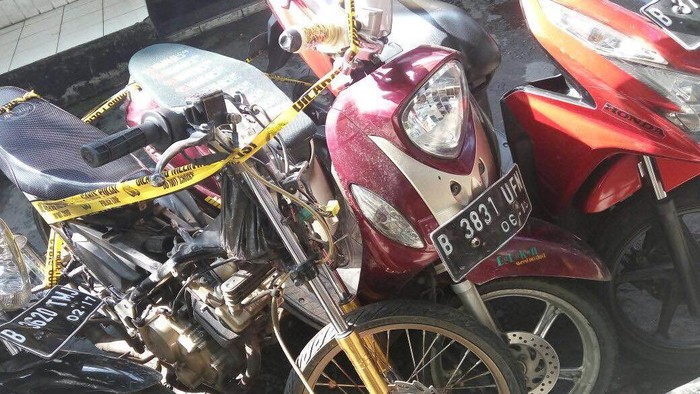 Polisi Tangkap 2 Orang Pencuri Motor di Pulogebang