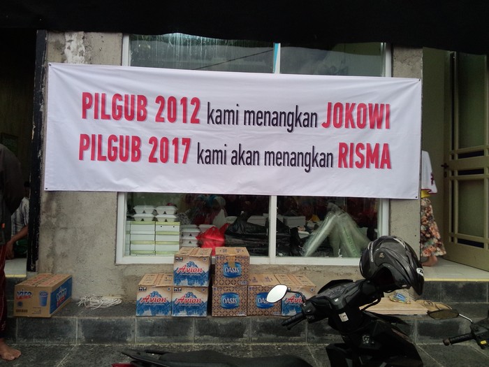 Kampanye Relawan Jokowi: Menolak Ahok, Mendorong Risma