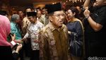 Jokowi-JK Buka Bersama di Kediaman Habibie