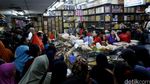Ramainya Toko Kue Kering Jelang Lebaran