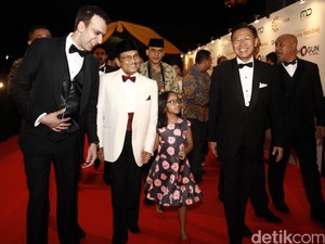 Gala Premiere Rudy Habibie, Persembahan Bagi Sang Tokoh