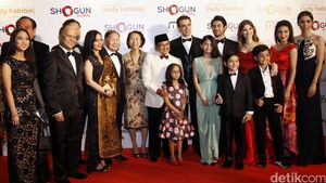 BJ Habibie Hadiri Gala Premiere Rudy Habibie